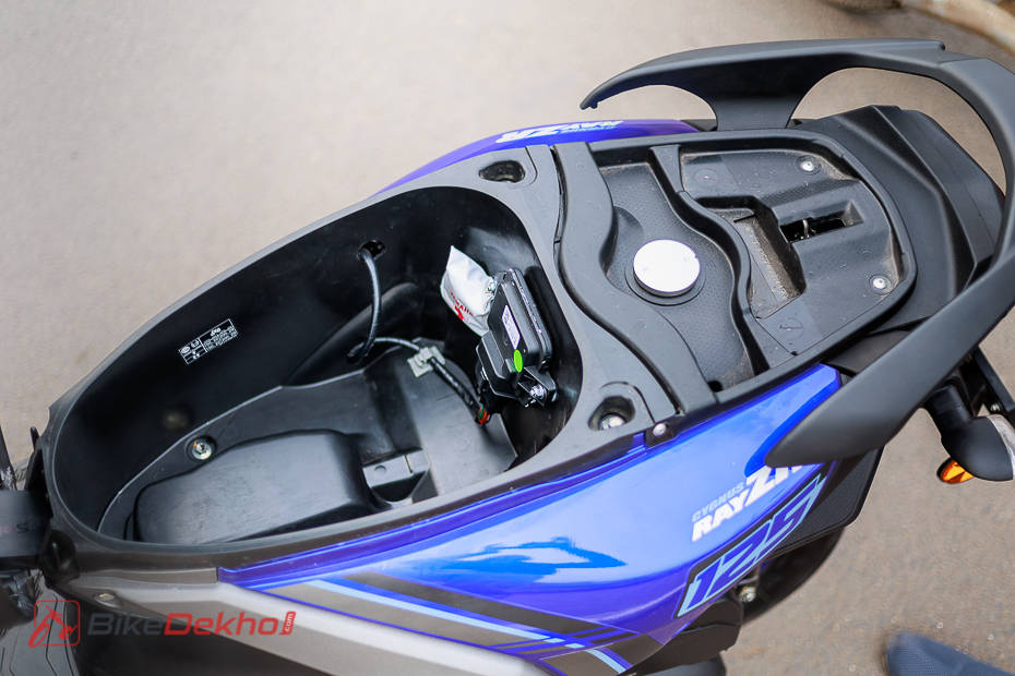 Yamaha Rayzr Hybrid Review Likes And Dislikes Bikedekho