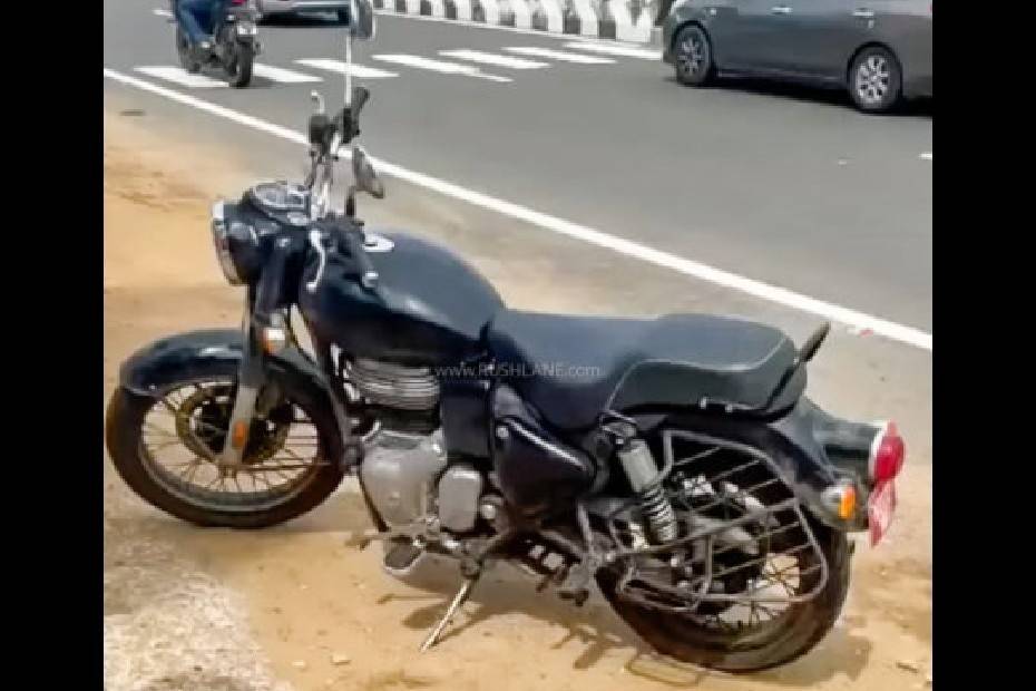 Next Gen Royal Enfield Bullet 350 Spied Testing Again BikeDekho