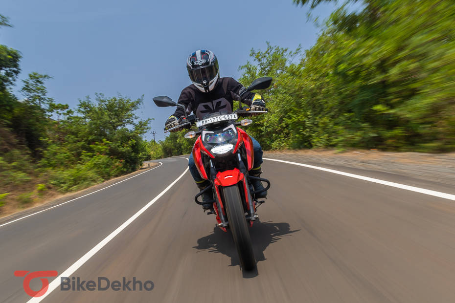 Bajaj Pulsar Ns Vs Tvs Apache Rtr V Performance And Real World