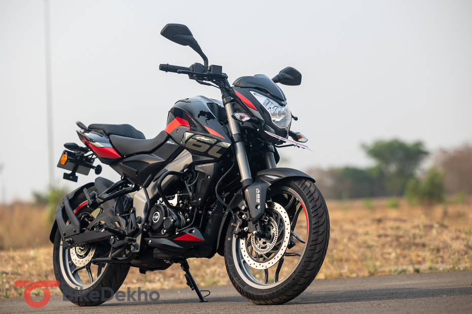 Bajaj Pulsar Ns Vs Tvs Apache Rtr V Performance And Real World