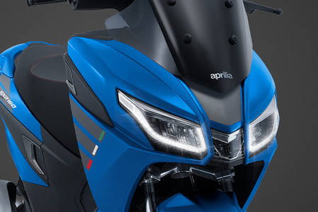 Aprilia sxr 160 discount price