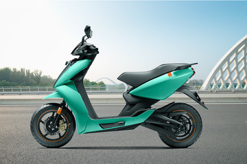 Ather 450X Left Side View