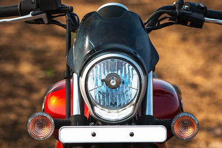 Bajaj best sale avenger light