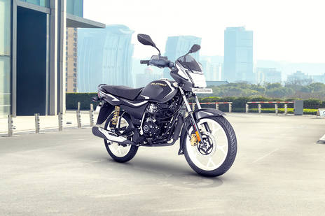 2015 Bajaj Platina 100 ES launched at Rs. 44 507 returns 96.9kmpl