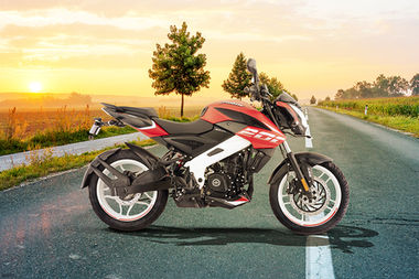 Bajaj Pulsar Ns200 Price Bs6 August Offers Mileage Images Colours