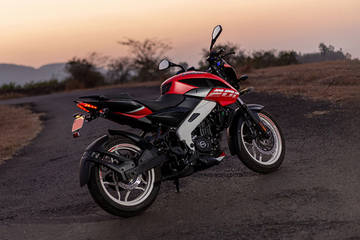 Bajaj Pulsar NS200 Images, Pulsar NS200 Photos & 360 View Bajaj Pulsar NS200 Images, Pulsar NS200 Photos & 360 View