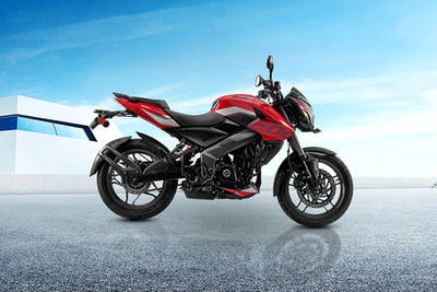 Bajaj Pulsar NS200 Right Side View