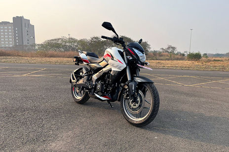 What if Bajaj Pulsar NS200 Was a FullyFaired Sportbike