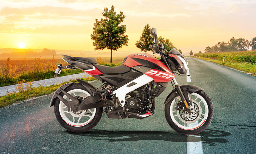 Bajaj Pulsar NS200 Images, Pulsar NS200 Photos & 360 View