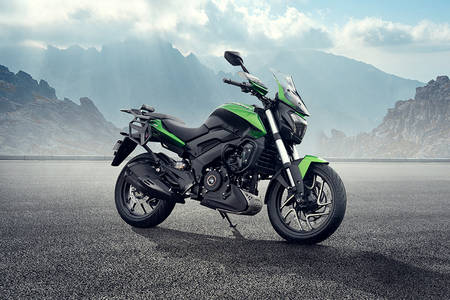 Bajaj dominar outlet 500 price