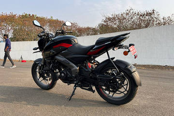 pulsar ns 160 cc price