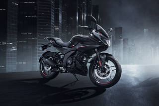 Bajaj Pulsar F250 all-black dual-channel ABS Price in Delhi - On Road Price  of Bajaj Pulsar F250 all-black dual-channel ABS in Delhi