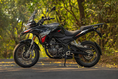 Benelli trk store 251 colours