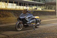 BMW CE 04 Specifications, Features, Mileage, Weight, Tyre Size