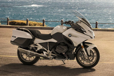 BMW R 1250 RT Right Side View