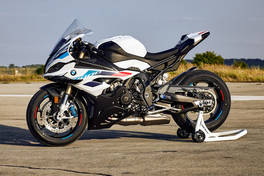 bmw motorcycle 1000cc price