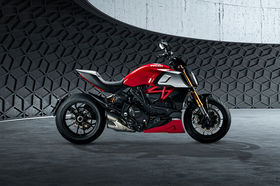 Specifications of Ducati Diavel 1260