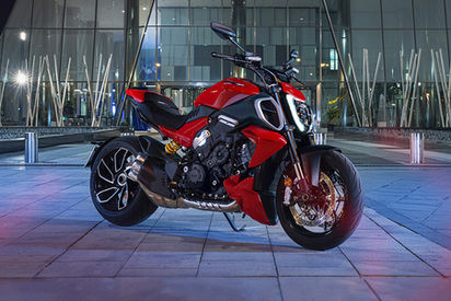 2023 Ducati Diavel V4 review