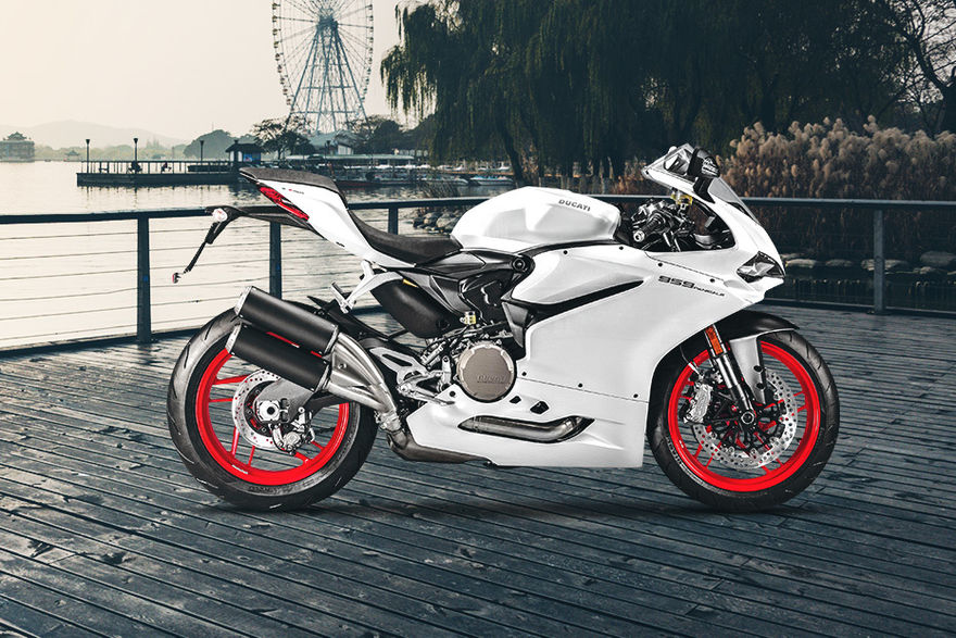 Ducati 959 Panigale Right Side View