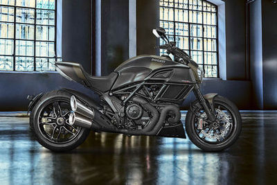Ducati Diavel Right Side View