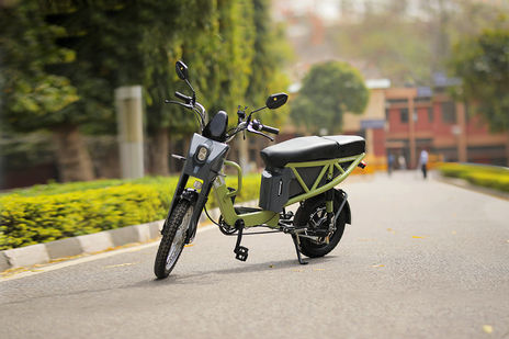 TVS XL 100 Heavy Duty Green Moped at Rs 33939, TVS Scooty in Ara
