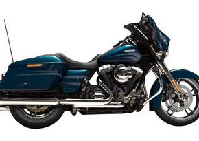 Harley Davidson Street Glide Cosmic Blue Pearl Colour - Street Glide ...