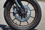 Harley Davidson Low Rider S सामने टायर का दृश्य