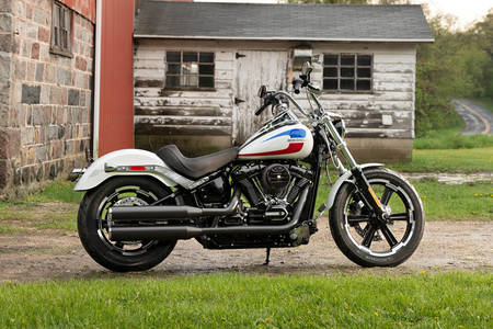 Harley Davidson Low Rider Price Specs Mileage Reviews Images