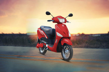 Optima scooty price sale