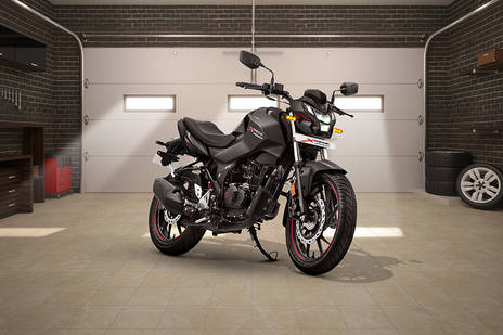 Hero Xtreme 160r Stealth Edition What S Different Bikedekho