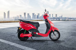 double battery wali scooty