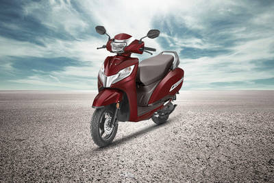 Honda Activa 125 Front Left View