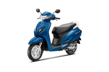 activa scooty on road price