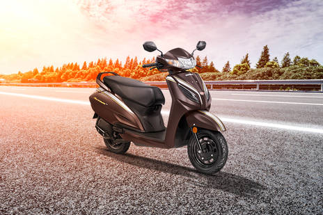 activa scooty weight in kg