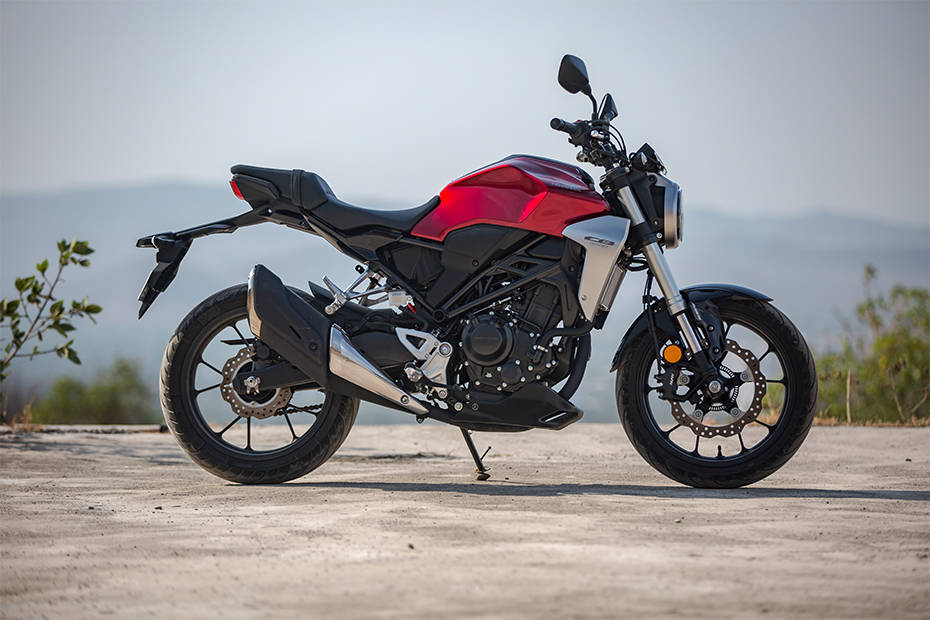 300cc bikes with good mileage
