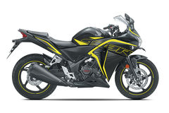Honda Cbr250r Price 2019 Images Specs Mileage Colours At Zigwheels