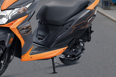 colours of honda dio