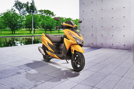 honda scooty price on road