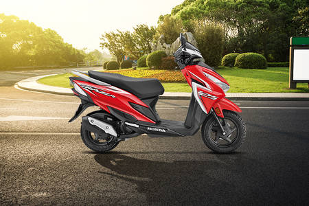 Grazia scooty deals price