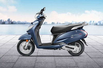 Honda Activa 125 BS4 Right Side View