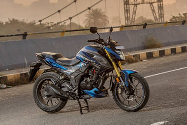 Honda Hornet 2 0 Price Bs6 Mileage Images Colours Honda Hornet 2 0 Price Bs6 Mileage Images Colours