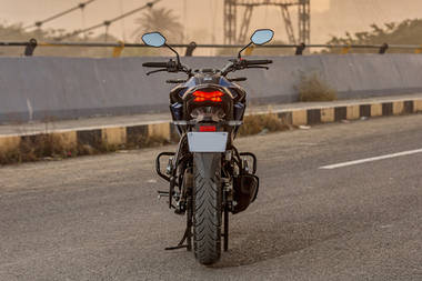 Honda Hornet 2 0 Price Bs6 Mileage Images Colours Honda Hornet 2 0 Price Bs6 Mileage Images Colours