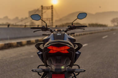 Honda Hornet 2 0 Price Bs6 Mileage Images Colours Honda Hornet 2 0 Price Bs6 Mileage Images Colours