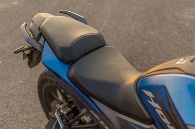 Honda Hornet 2 0 Price Bs6 Mileage Images Colours