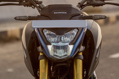 Honda Hornet 2 0 Std Price Images Mileage Specs Features