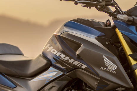 Honda Hornet 2 0 Std Price Images Mileage Specs Features