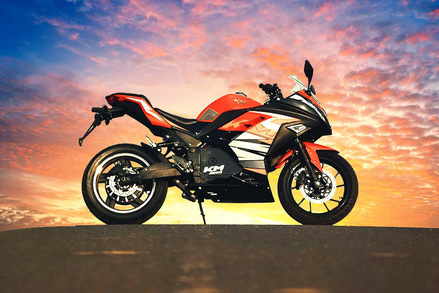 Kabira Mobility KM 3000 Right Side View