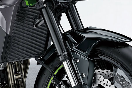 Kawasaki Z900 Price - Z900 Mileage 
