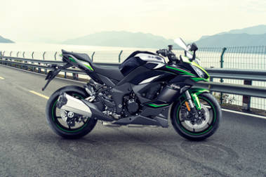 Kawasaki Ninja 1000 Price - Mileage, Images, Colours