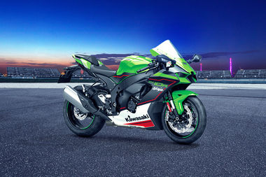 Ninja ZX-10R vs BMW S 1000 - Know Which is Better